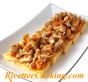 Crostini di polenta con spezzatino sedano e carote